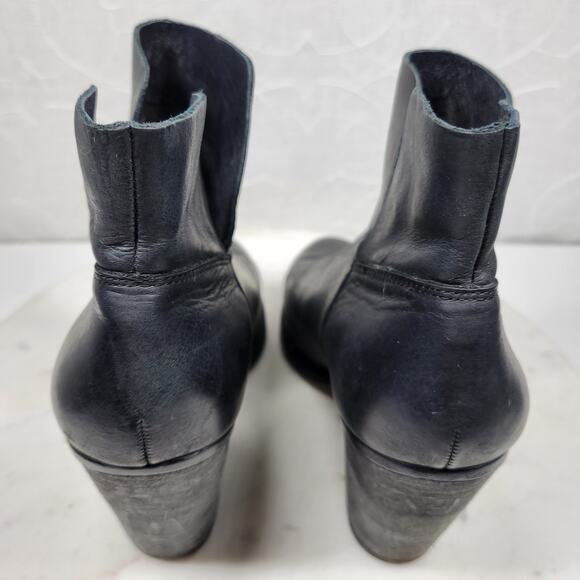 Vince‎ Camuto Helyn Ankle Boots Womens 8.5 Black Soft Leather Pull On Block Heel - Picture 10 of 16